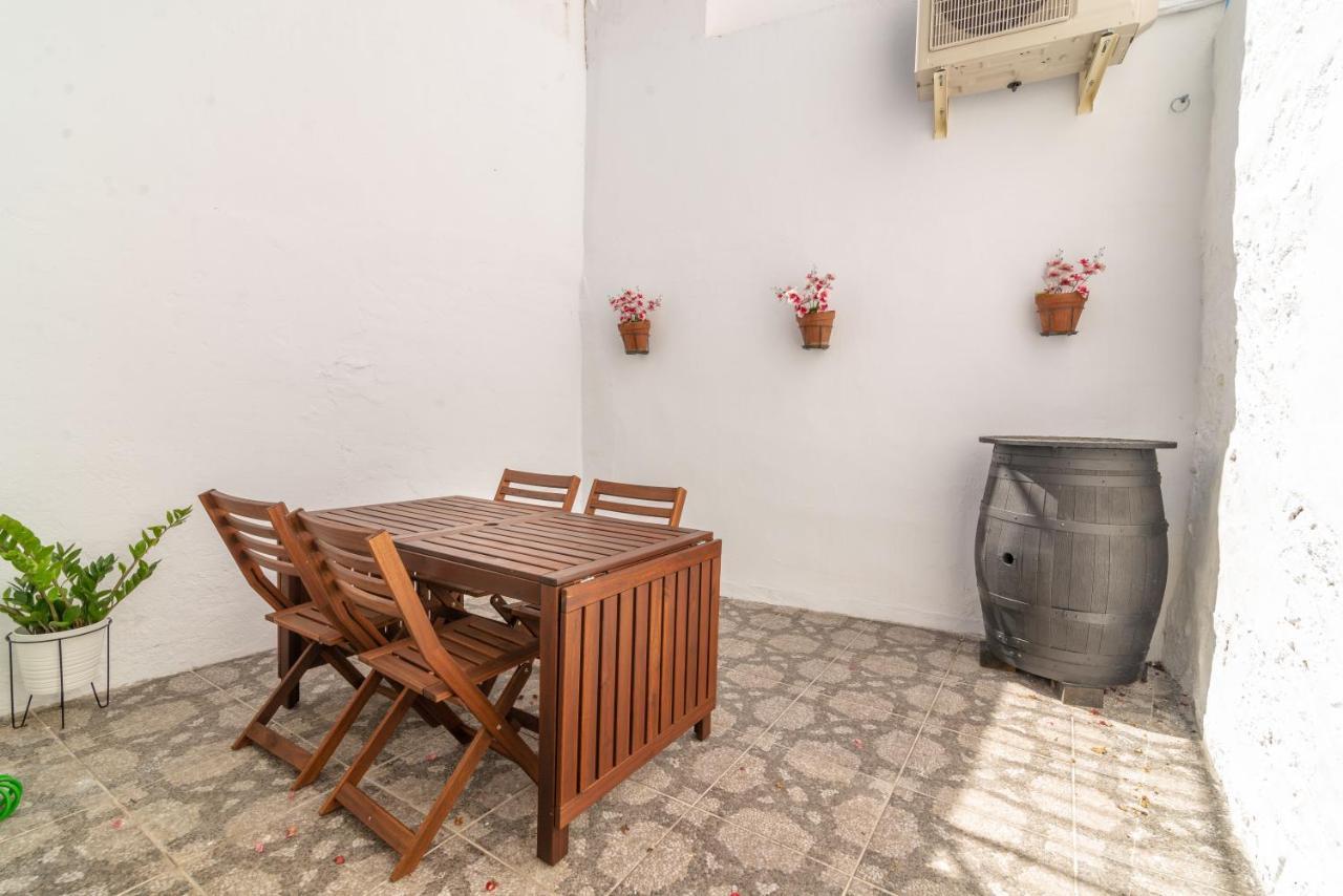 Lovely Cozy 2-Bedroom Residential Home With Patio بينالماذينا المظهر الخارجي الصورة